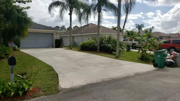 Port Saint Lucie, FL 34983,551 NW Haven ST