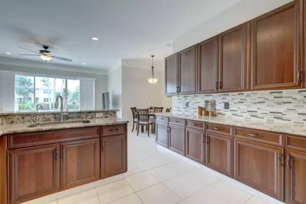 Jupiter, FL 33458,514 N Pelican LN