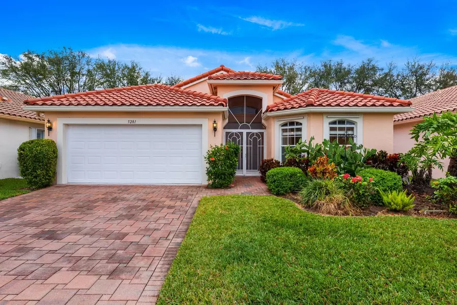 5281 Grey Birch LN, Boynton Beach, FL 33437