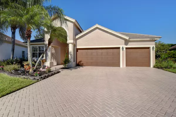 Boca Raton, FL 33428,12385 Cascades Pointe DR