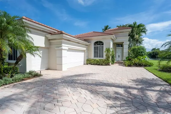 152 Isle DR, Palm Beach Gardens, FL 33418