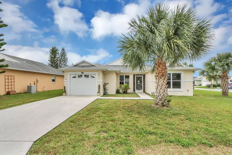 6706 Gaviota, Fort Pierce, FL 34951