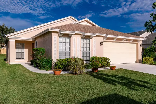 461 SW Talquin LN, Port Saint Lucie, FL 34986