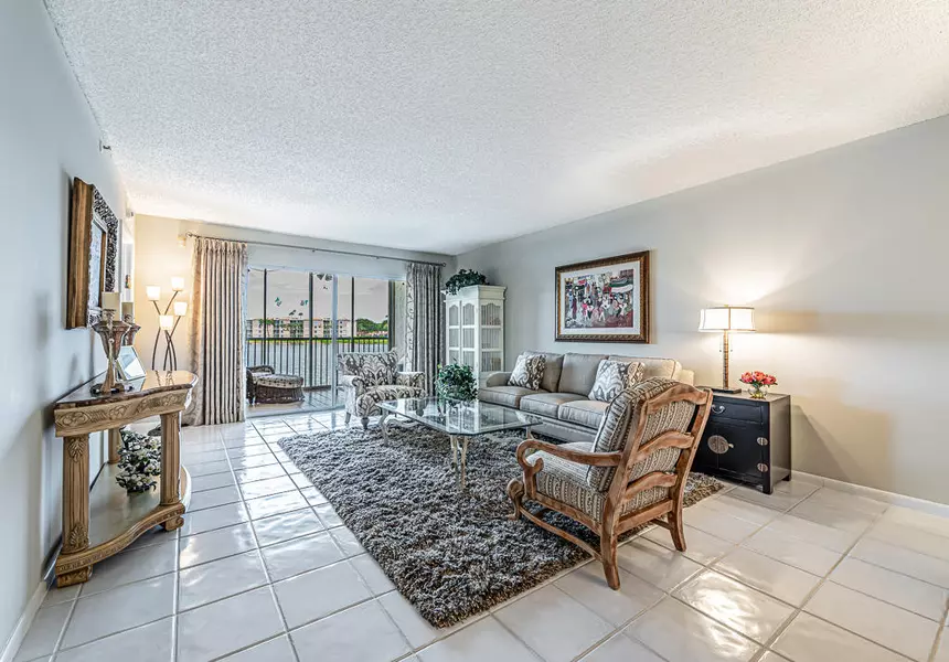 14112 Huntington Pointe DR 206, Delray Beach, FL 33484