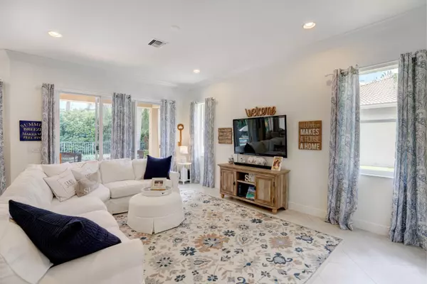 Palm Beach Gardens, FL 33418,12133 Aviles CIR