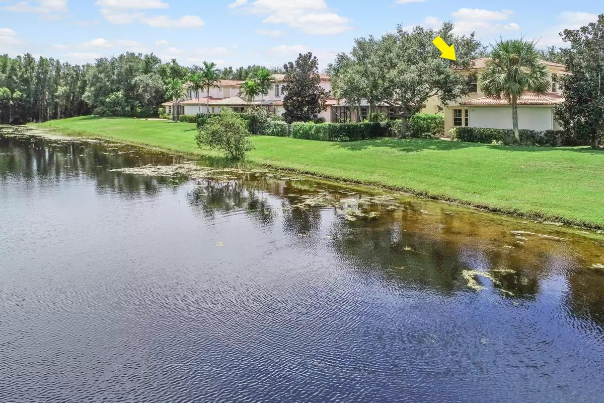 Palm Beach Gardens, FL 33410,643 Castle DR