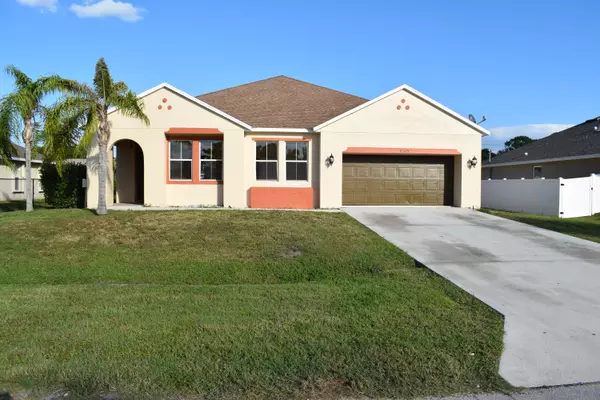4549 SW Rachel ST, Port Saint Lucie, FL 34953