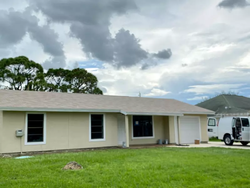 650 SE Capon TER, Port Saint Lucie, FL 34983