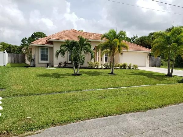 Port Saint Lucie, FL 34953,1079 SW Mccoy AVE