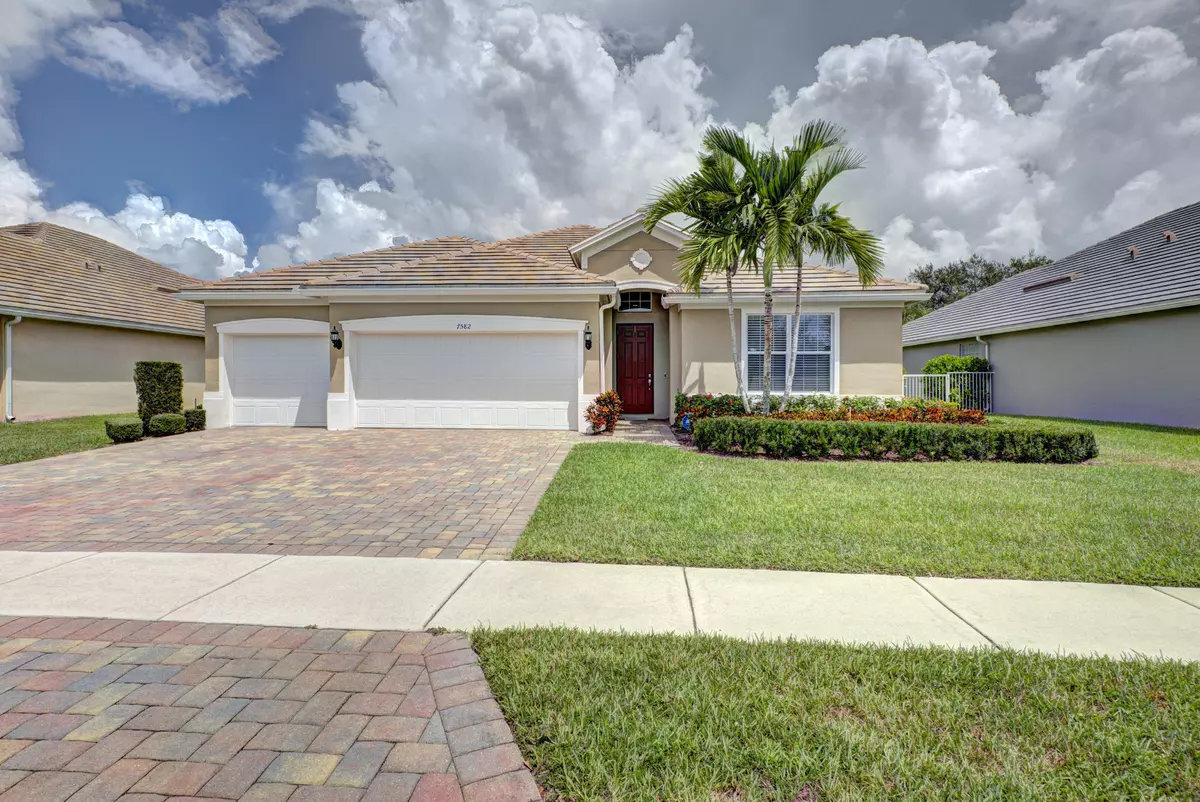 Lake Worth, FL 33467,7582 Sandspur LN