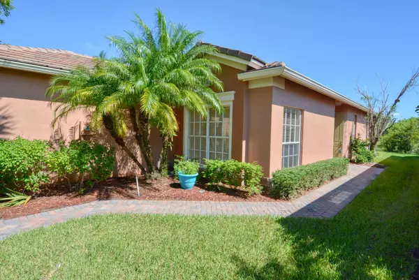 Port Saint Lucie, FL 34987,9546 SW Flowermound CIR