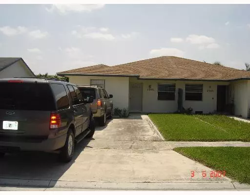 2345 Avenue Z A, Riviera Beach, FL 33404