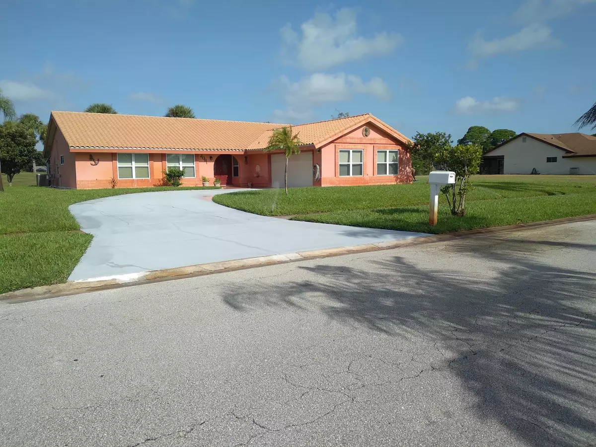 Port Saint Lucie, FL 34952,2091 SE Erwin RD