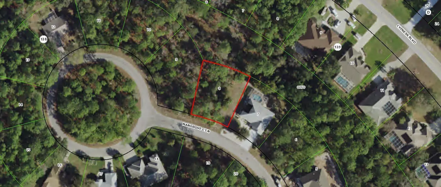 13 N Mangrove CT, Homosassa, FL 34446