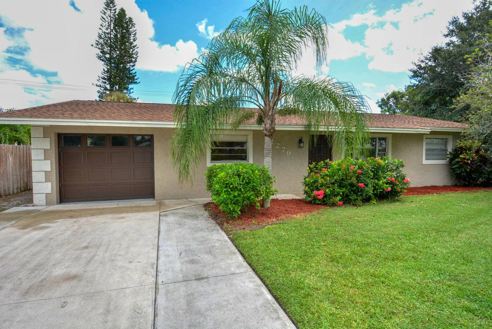 Jensen Beach, FL 34957,2279 NE 13th CT