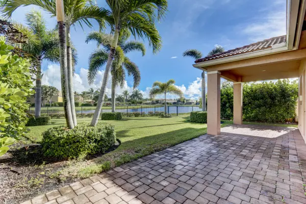 Palm Beach Gardens, FL 33418,127 Casa Grande CT