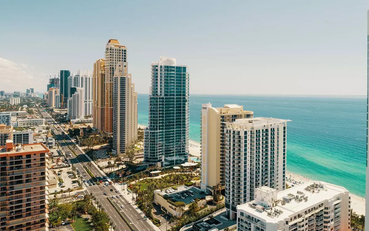 Sunny Isles Beach, FL 33160,250 174th  Street 1518