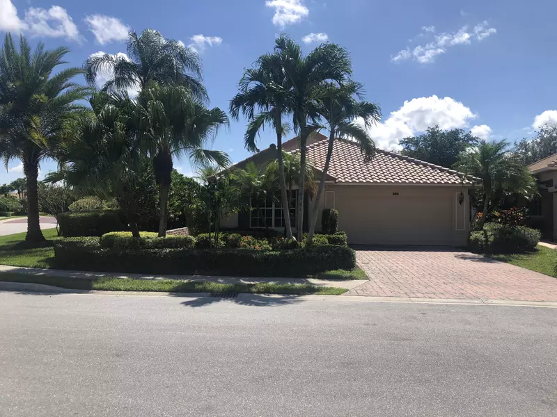 893 Augusta Pointe DR, Palm Beach Gardens, FL 33418