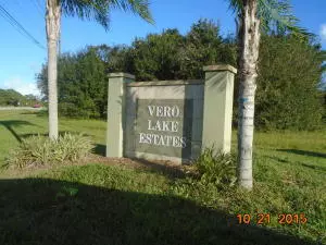 8756 98th CT, Vero Beach, FL 32967