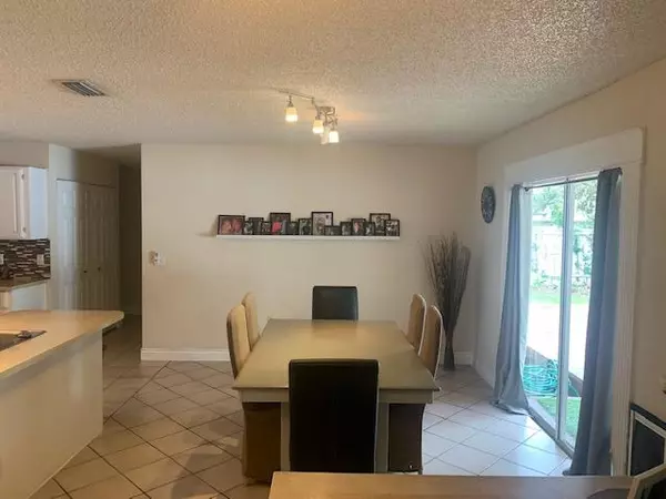 Boynton Beach, FL 33436,3888 Tracewood LN