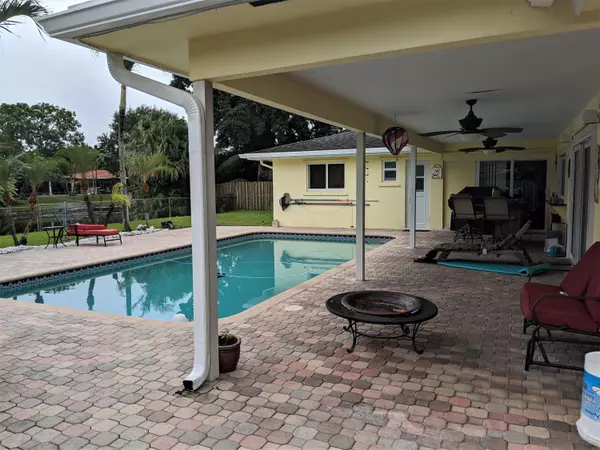 Plantation, FL 33317,1740 SW 67th TER