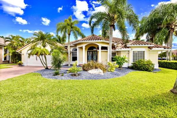 10582 Maple Chase DR, Boca Raton, FL 33498