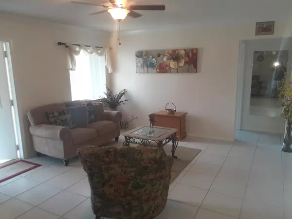 Greenacres, FL 33463,5991 Whispering Pine WAY C-2