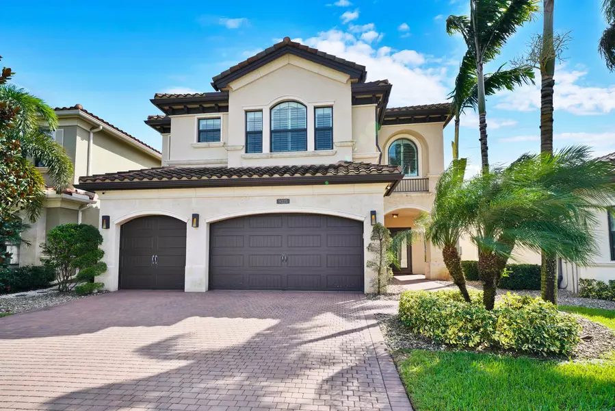 9325 Eden Roc CT, Delray Beach, FL 33446