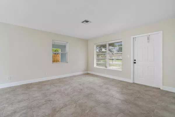 Tequesta, FL 33469,19028 SE Homewood AVE