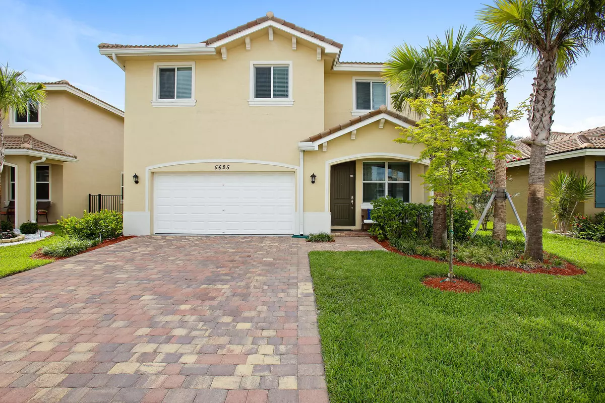 Lake Worth, FL 33463,5625 Caranday Palm DR