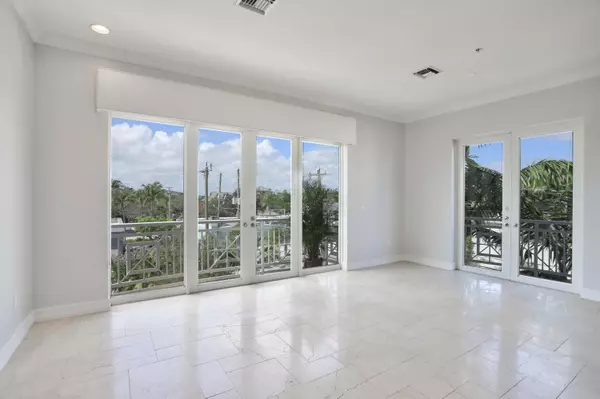 12 SE 1st AVE 304, Delray Beach, FL 33444