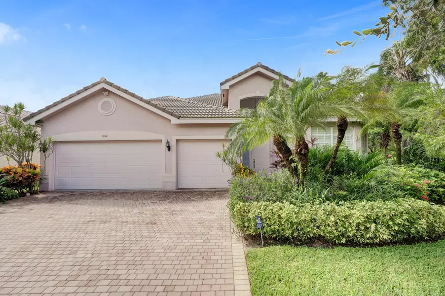 9814 Napoli Woods LN, Delray Beach, FL 33446