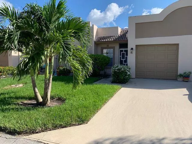 9070 Tracy CT 4, Boca Raton, FL 33496