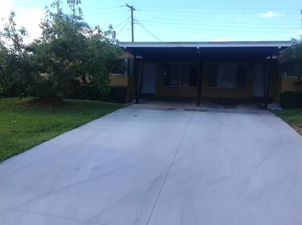 186 SE 27th WAY, Boynton Beach, FL 33435