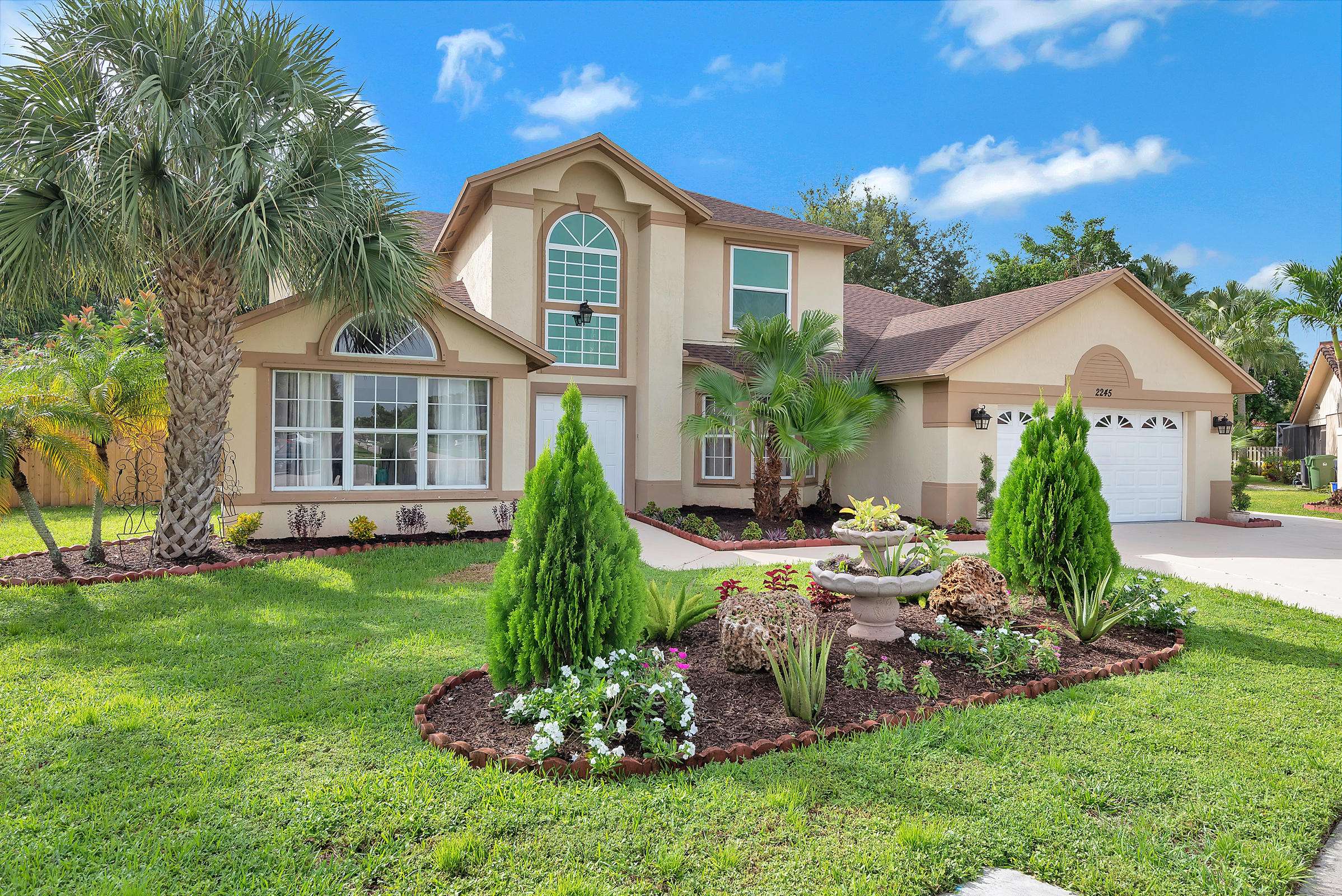 Wellington, FL 33414,2245 Amesbury CT