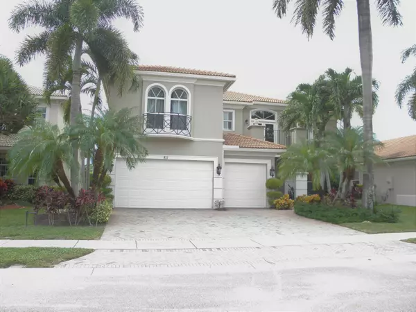 811 Floret DR, Palm Beach Gardens, FL 33410