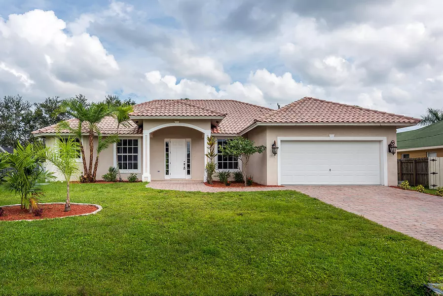 3571 SW Carmody ST, Port Saint Lucie, FL 34953