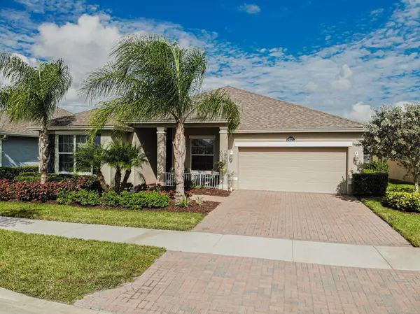 10301 SW Waterway LN, Port Saint Lucie, FL 34987