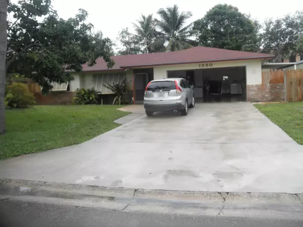 1550 Woods BND, West Palm Beach, FL 33406