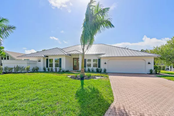 8878 SE Marina Bay DR, Hobe Sound, FL 33455