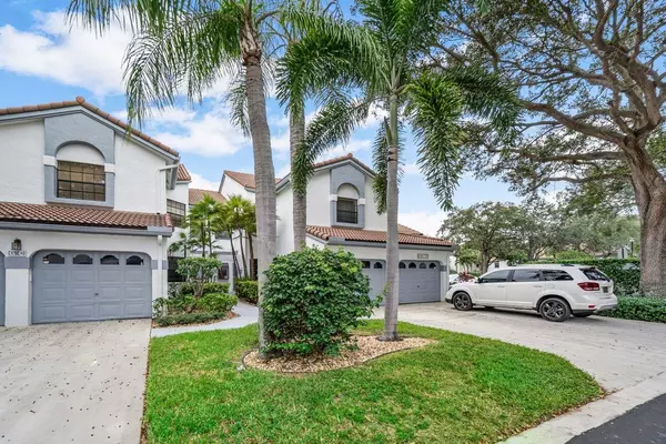 Boynton Beach, FL 33437,5390 Venetia CT D