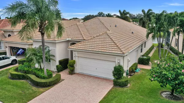 225 Palm CIR, Atlantis, FL 33462