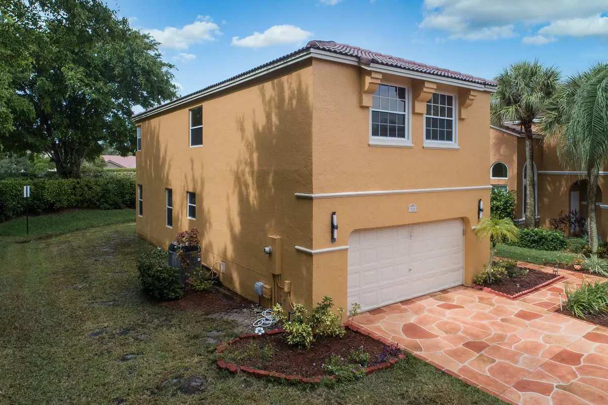 Pembroke Pines, FL 33028,510 NW 159th LN