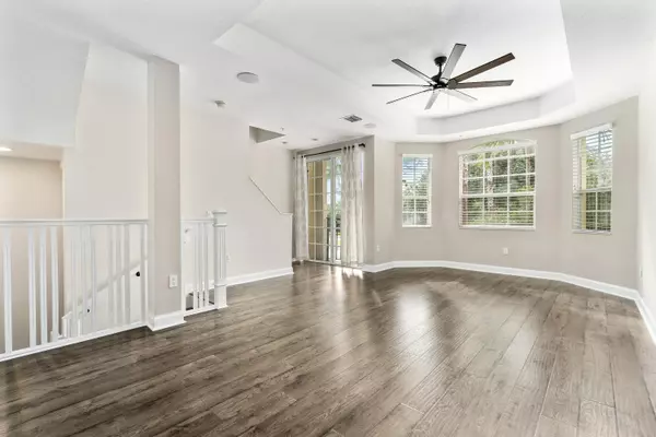 Palm Beach Gardens, FL 33410,2562 Gardens Pkwy