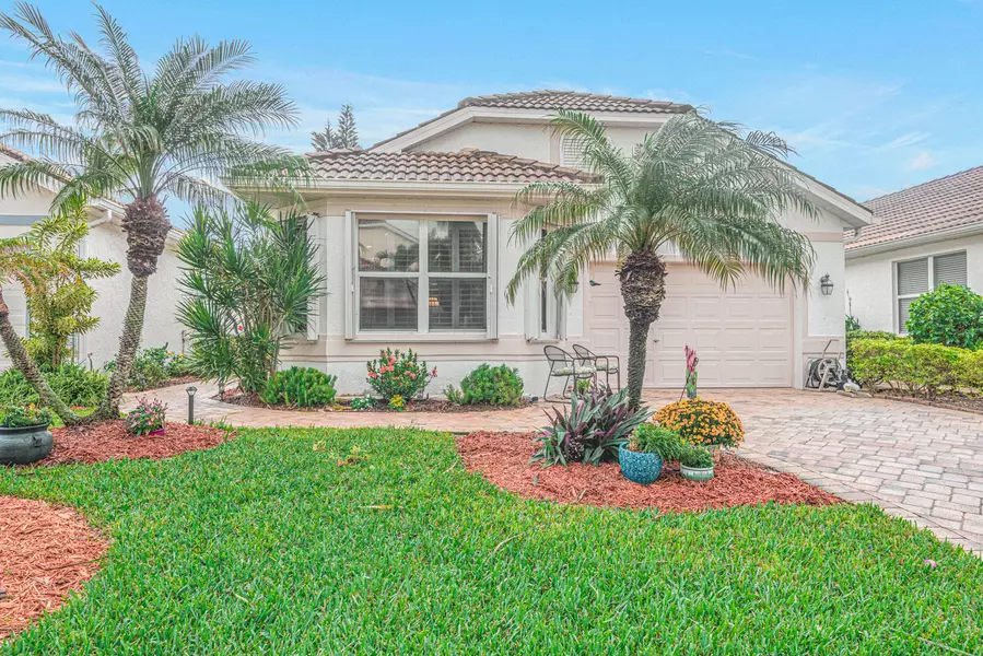 123 Pepper LN, Jensen Beach, FL 34957