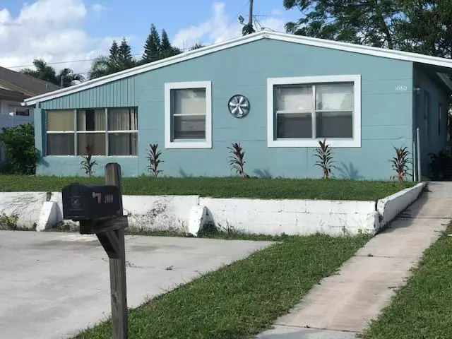 1080 W 26th ST, Riviera Beach, FL 33404