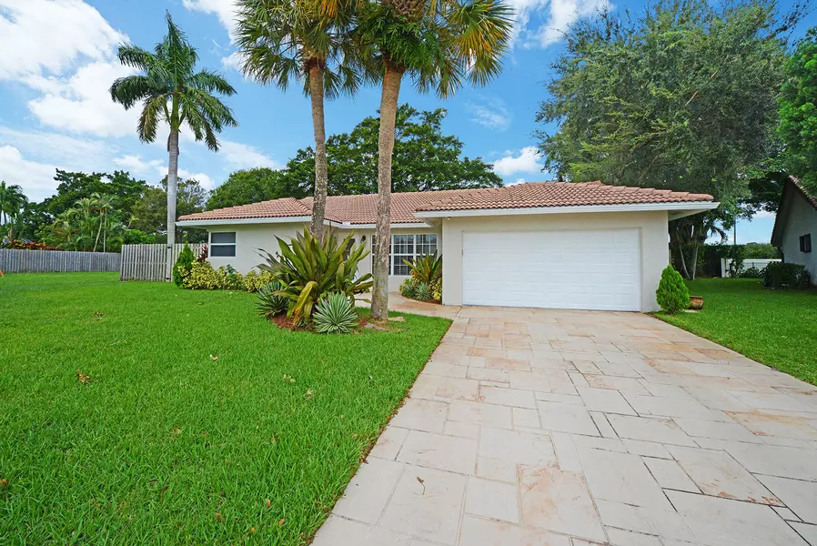 3207 NW 23rd CT, Boca Raton, FL 33431