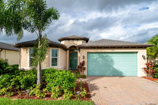 11387 SW Lake Park DR, Port Saint Lucie, FL 34987