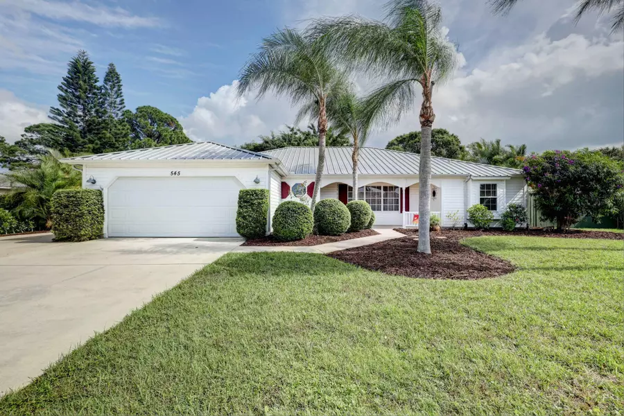 545 NE Solida CIR, Port Saint Lucie, FL 34983