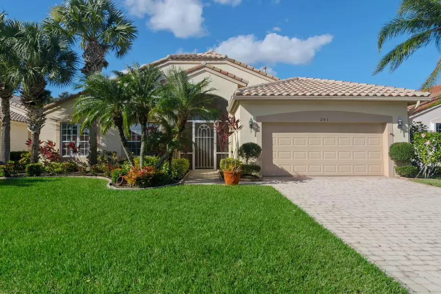 241 NW Liseron WAY, Port Saint Lucie, FL 34986